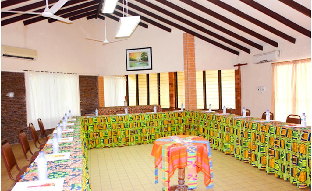 Afrikiko River Front Resort Akosombo Exteriör bild