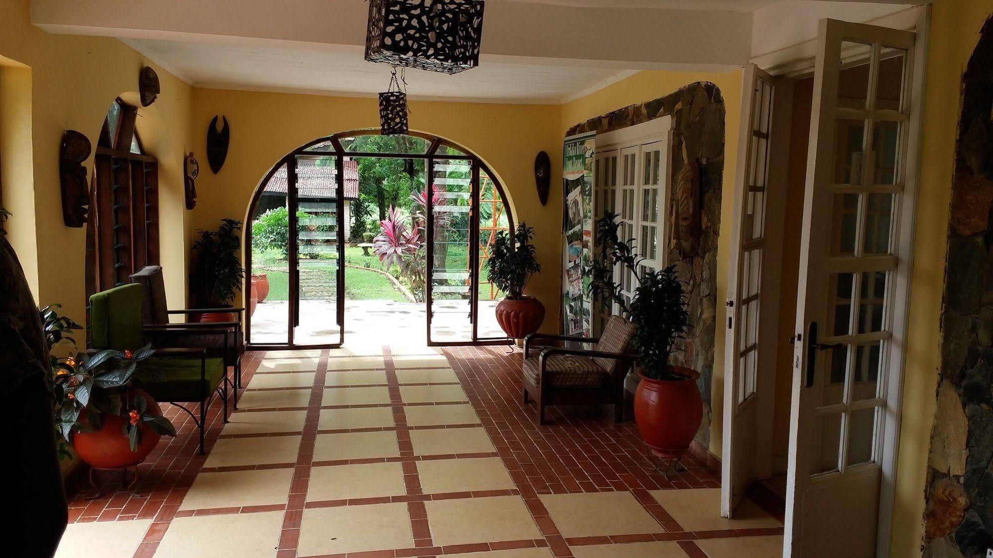 Afrikiko River Front Resort Akosombo Exteriör bild
