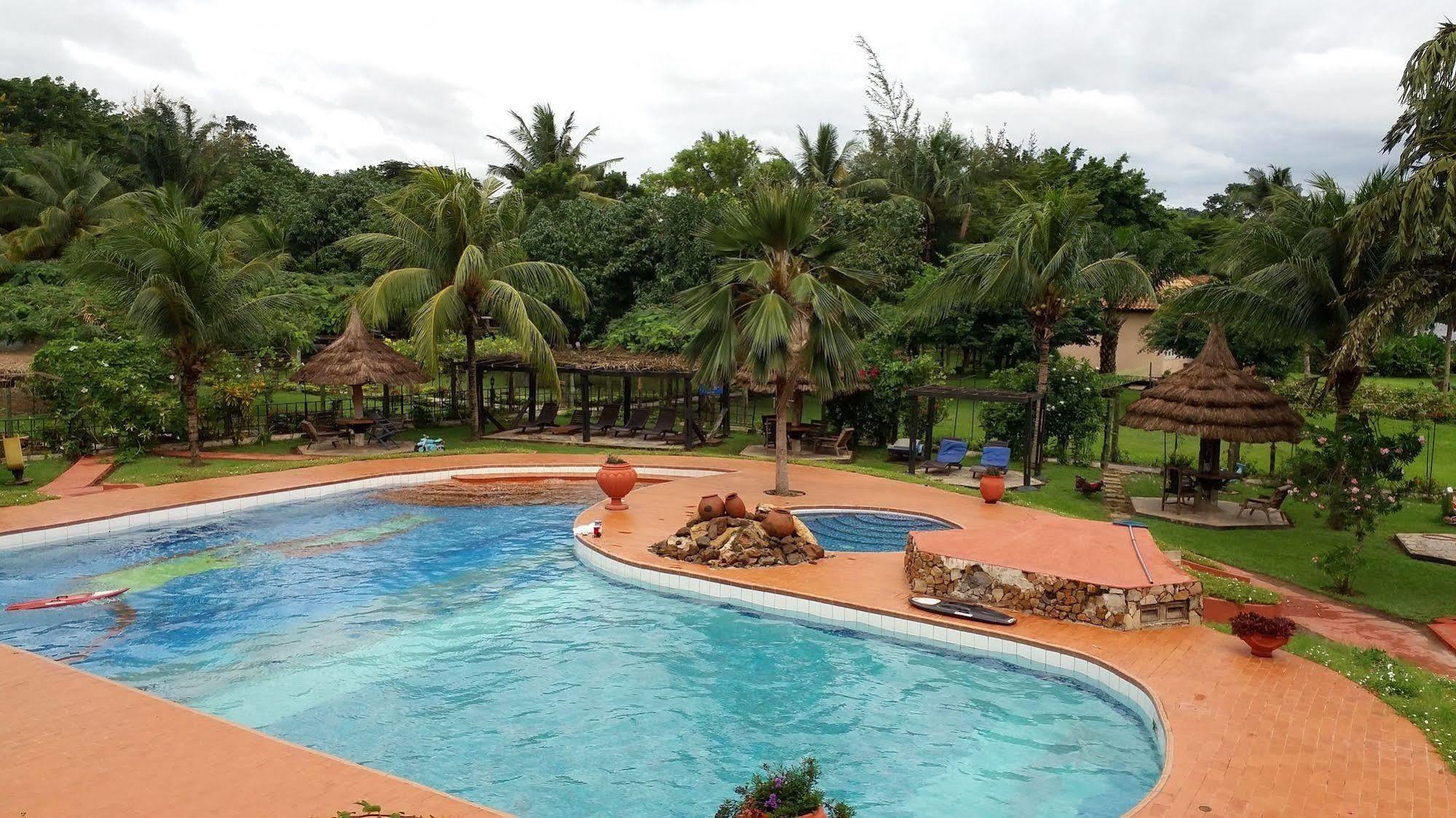 Afrikiko River Front Resort Akosombo Exteriör bild